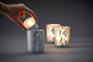 faldskærm Råd mønster LED Mini Lamp Set, rechargeable, multicolour, 8 pcs 48 x Ø 50 mm 13 h  White, 1 pcs/box (1 x 1 pcs) | Duni Group Global
